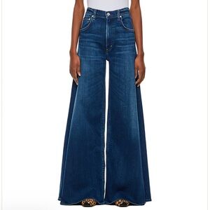 CITIZENS OF HUMANITY Amari High Rise Ultra Wide Flare Leg Jeans--NWT--30